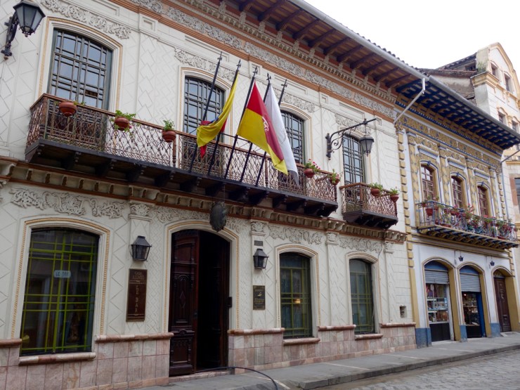 Jolies façades coloniales