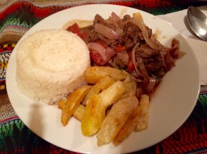 Notez la présentation du riz !