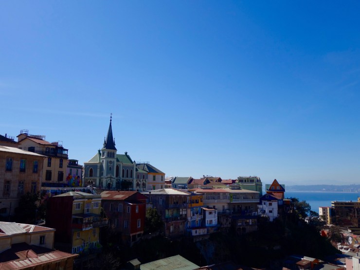 Même l'église est colorée 