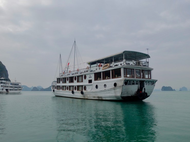pb_halong-bay-3